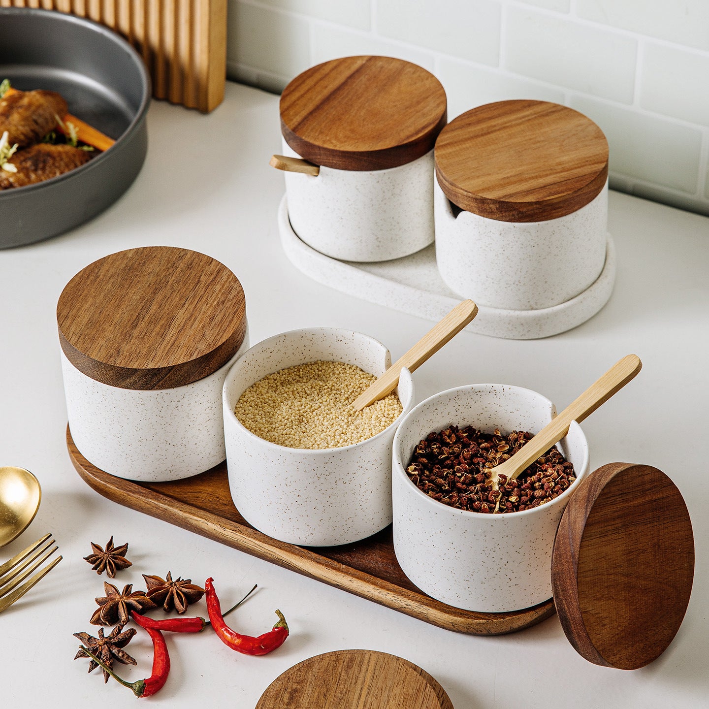 3-Piece Ceramic Spice Jar Set with Wooden Lids, Spoons, and Tray – Seasoning Organizer for Kitchen and Dining