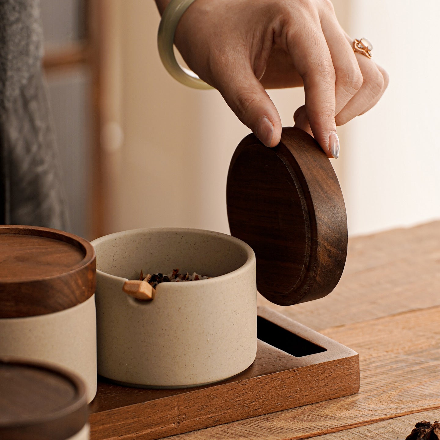 Nordic Ceramic Spice Jar Set of 4 with Wooden Lids and Tray – Kitchen Seasoning Containers